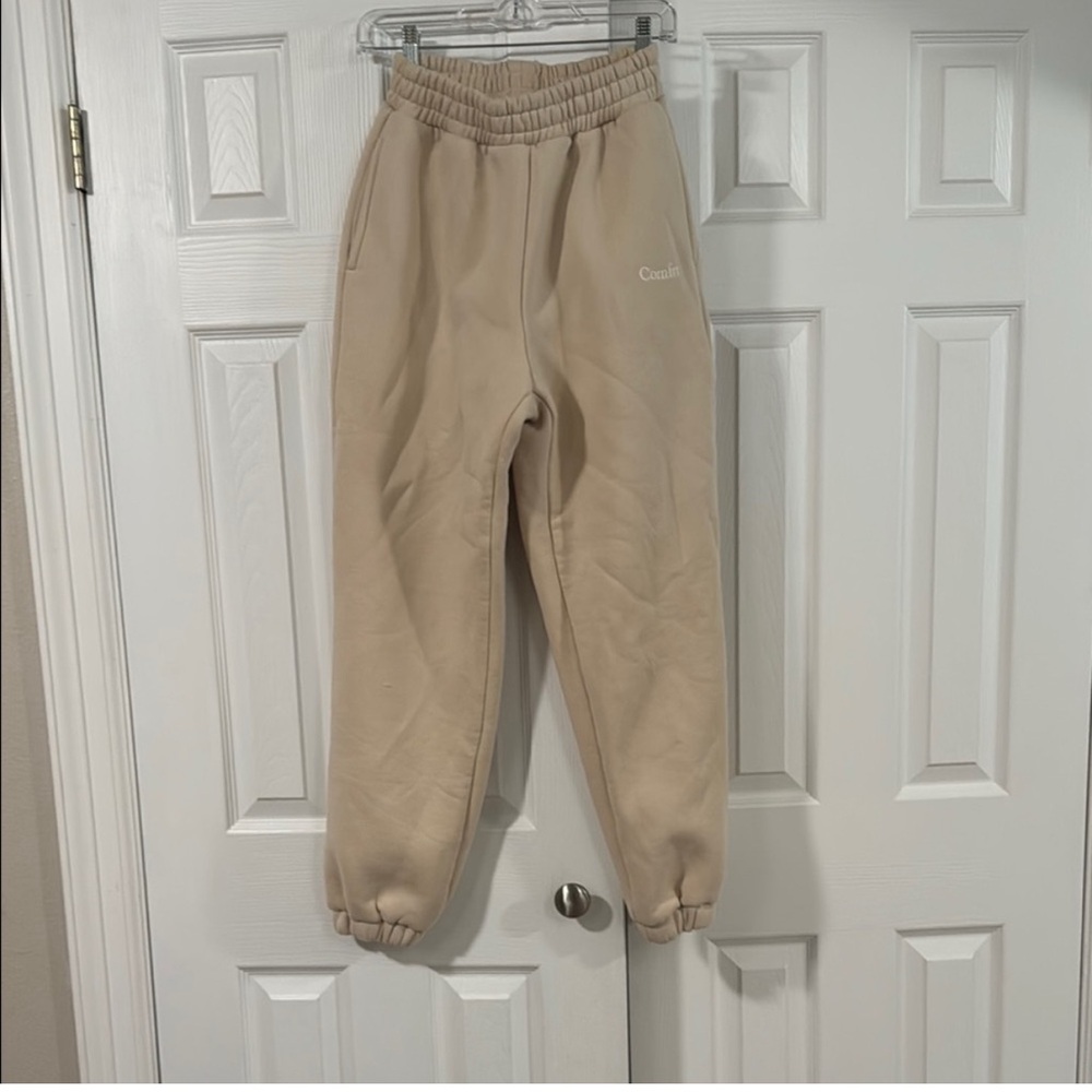 Comfrt Women's Tan Joggers